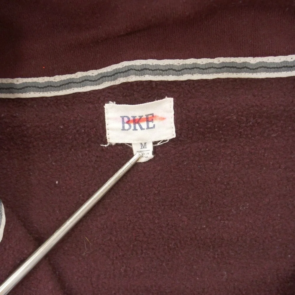 Buckle BKE Sweater Mens Medium  Gray Red Mock Neck Knit 1/4 Zip Pullover